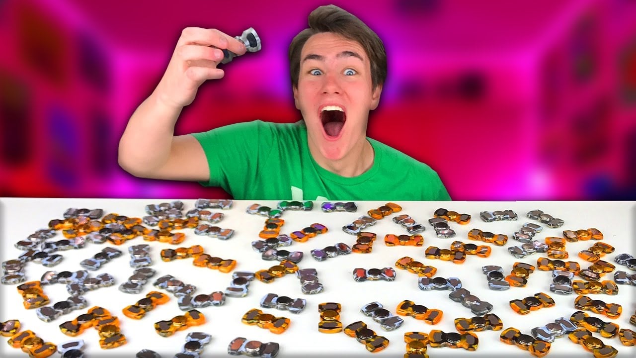 The $3 Fidget Spinner is cool so I’m giving away 100 Fidget Toys as the Guinness World Record!
Buy a Fidget Spinner: http://noblespin.com 

ENTER THE GIVEAWAY: https://noblespin.com/giveaway 

➽Subscribe (if you’re new) ➽➽ http://bit.ly/SubTechSmartt

These fidget toys are crazy! The fidget cube is so awesome, but the fidget spinner is something you must try!

Giveaway ends April 7th! 

TWITTER - http://twitter.com/techsmartt
FACEBOOK http://facebook.com/techsmarttyt 
INSTAGRAM - http://instagram.com/techsmartt 
SNAPCHAT - http://snpcht.me/keaton

Hey what’s good I’m Keaton! Come check out the rest of my channel! I post videos Mon/Wed/Fri/Sun at 3PM PST….and sometimes BONUS VIDEOS!! On here you’ll get LOTS of fun videos on the new iPhone 8, banned mobile apps, weird tech, tech hacks, and so much more! I also do CRAZY challenges that you guys tell me to do! Subscribe so you don’t miss it!

comment ‘do this again’ if u see this :)